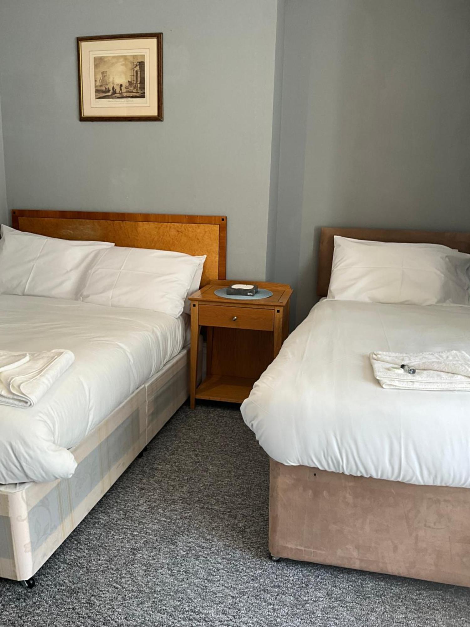 Sterling Lodge Hotel Истборн Екстериор снимка