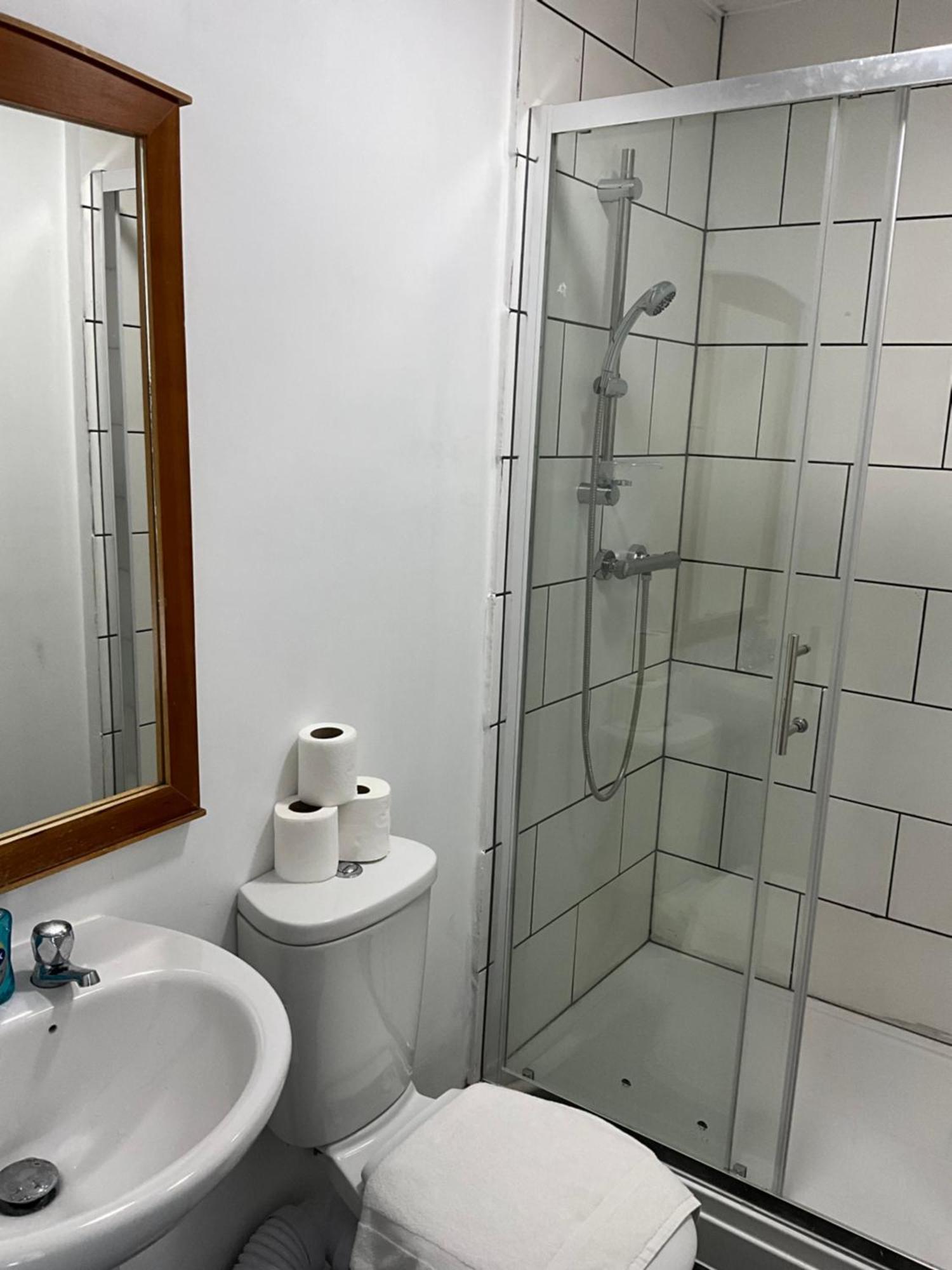 Sterling Lodge Hotel Истборн Екстериор снимка